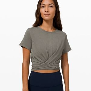 Lululemon - Time to Restore Short Sleeve